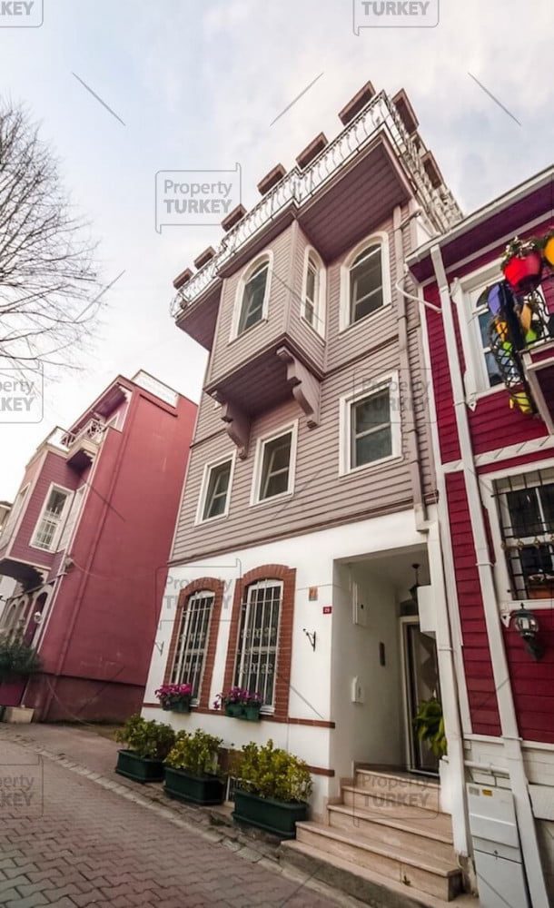 خرید ویلای عثمانی مرمت شده با نمای بسفور